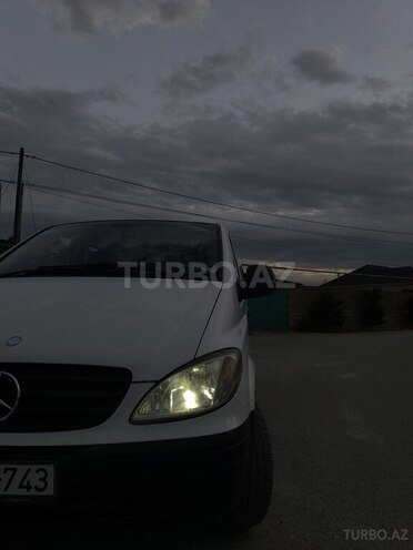 Mercedes Vito-12
