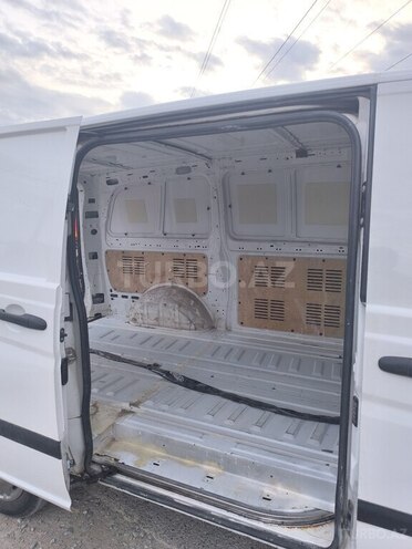 Mercedes Vito-11