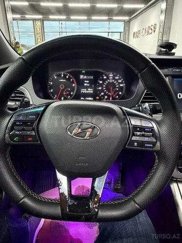 Hyundai Sonata-8