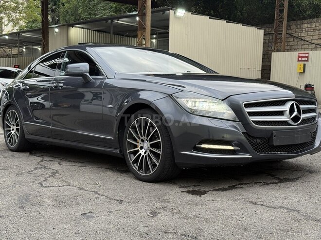 Mercedes CLS 350-3