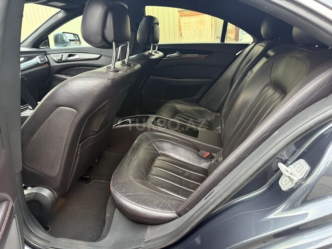 Mercedes CLS 350-11