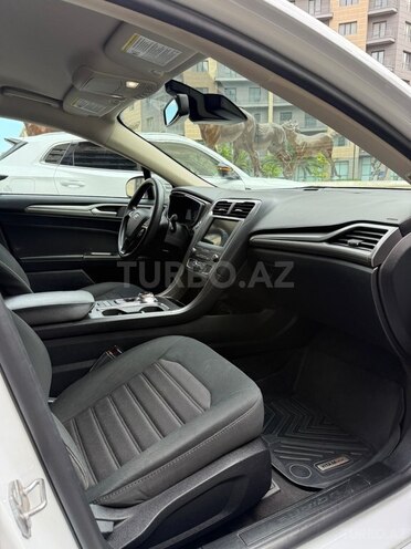 Ford Fusion (North America)-16