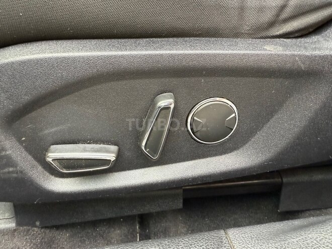 Ford Fusion (North America)-13