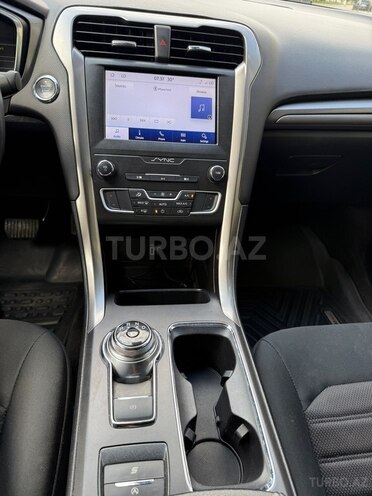 Ford Fusion (North America)-19