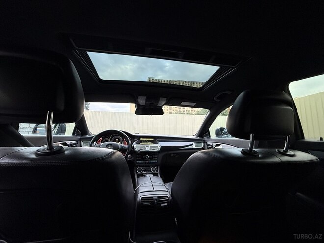 Mercedes CLS 350-8