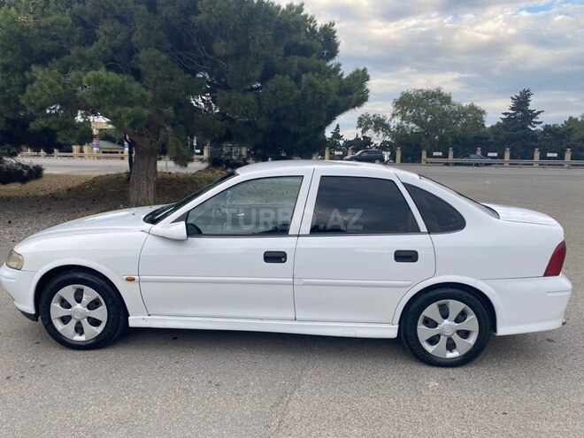 Opel Vectra-7