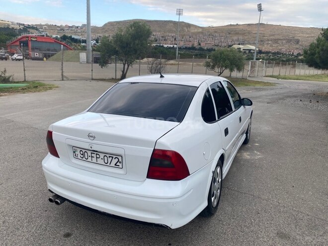 Opel Vectra-5