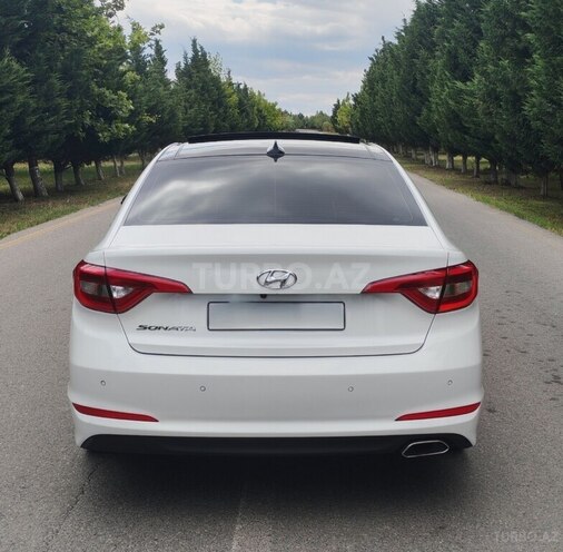 Hyundai Sonata-8