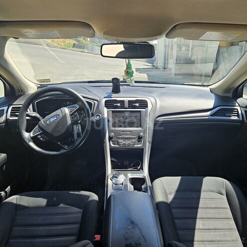 Ford Fusion (North America)-4