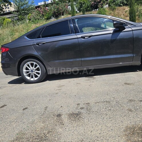 Ford Fusion (North America)-13