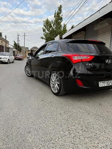 Hyundai i30-6