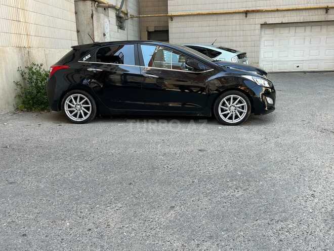 Hyundai i30-2