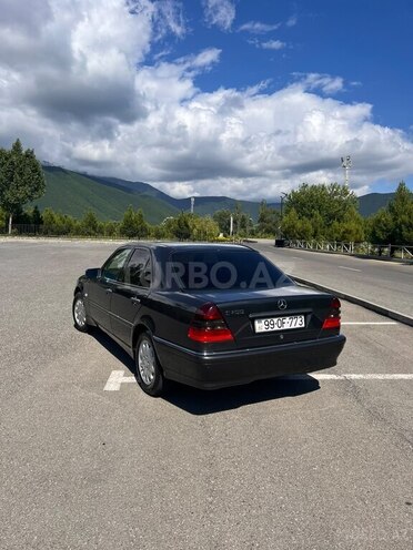 Mercedes C 200-12