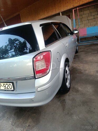 Opel Astra-7