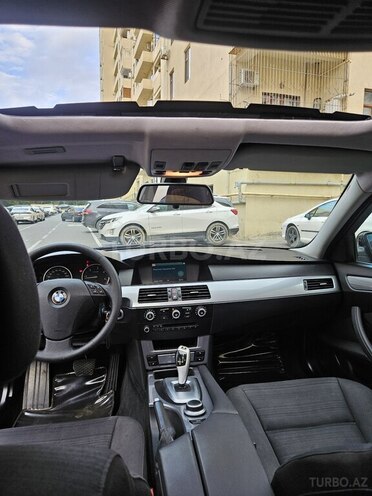 BMW 520-2