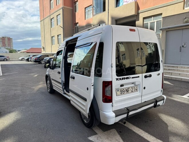 Ford Tourneo Connect-5