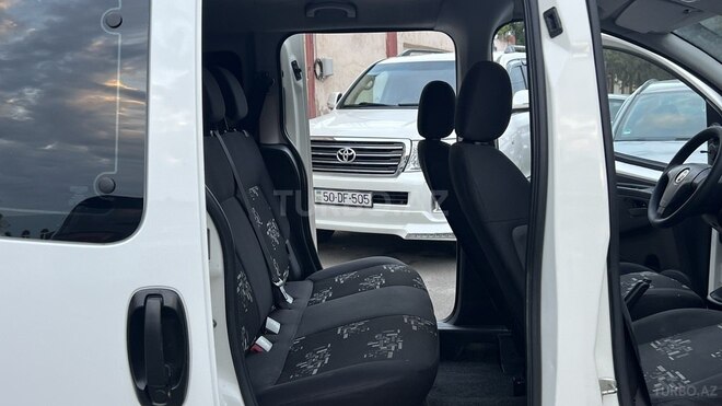 Fiat Qubo-17