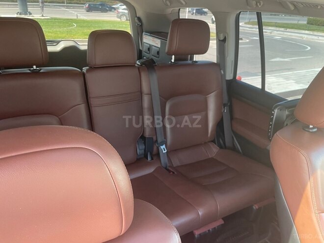 Toyota Land Cruiser-14