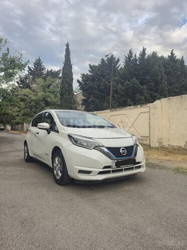 Nissan Note-2
