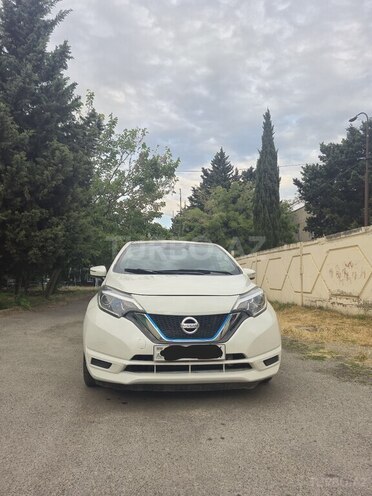 Nissan Note-1