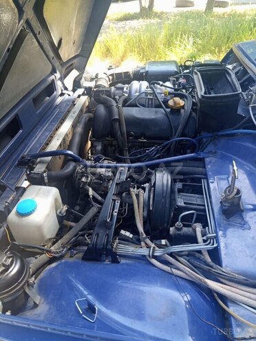 LADA (VAZ) Niva-8