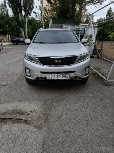 Kia Sorento-1