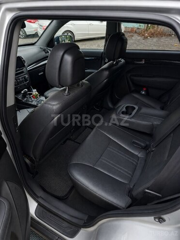 Kia Sorento-10