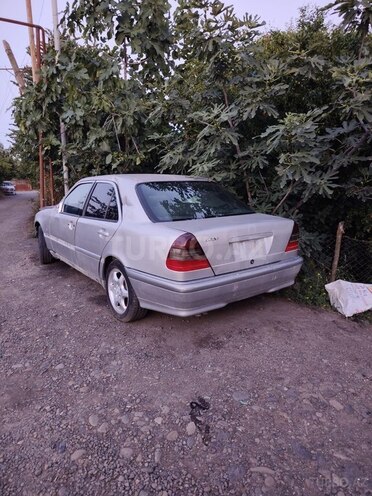 Mercedes C 230-2