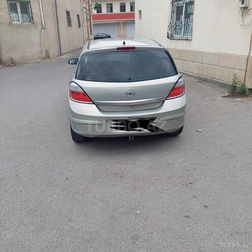 Opel Astra-2