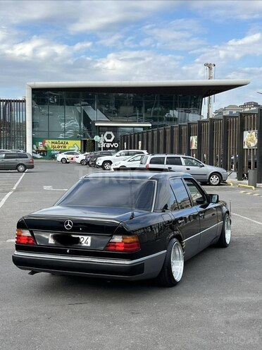 Mercedes E 220-6