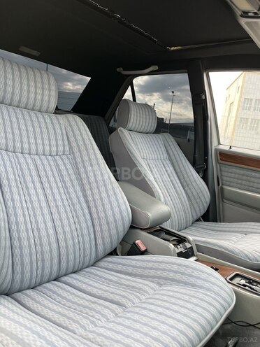 Mercedes E 220-8