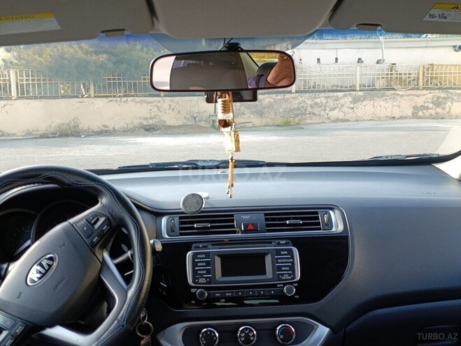 Kia Rio-11