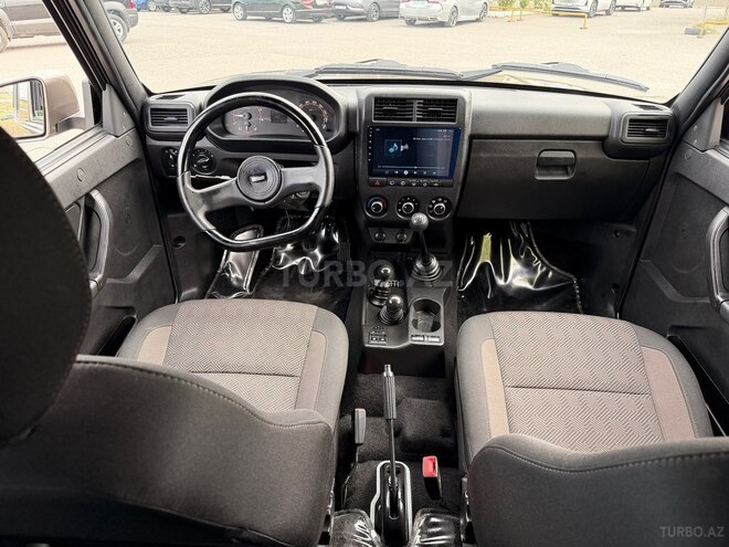 LADA (VAZ) Niva-8
