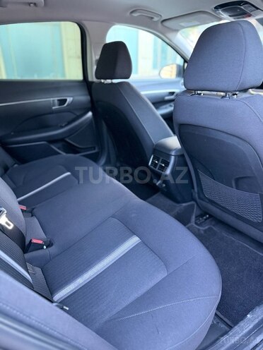 Hyundai Sonata-8