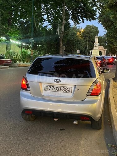 Kia Rio-2