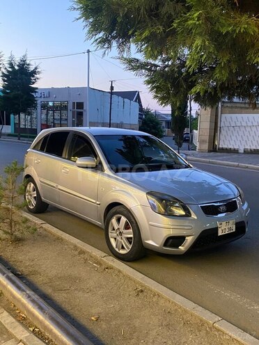 Kia Rio-6