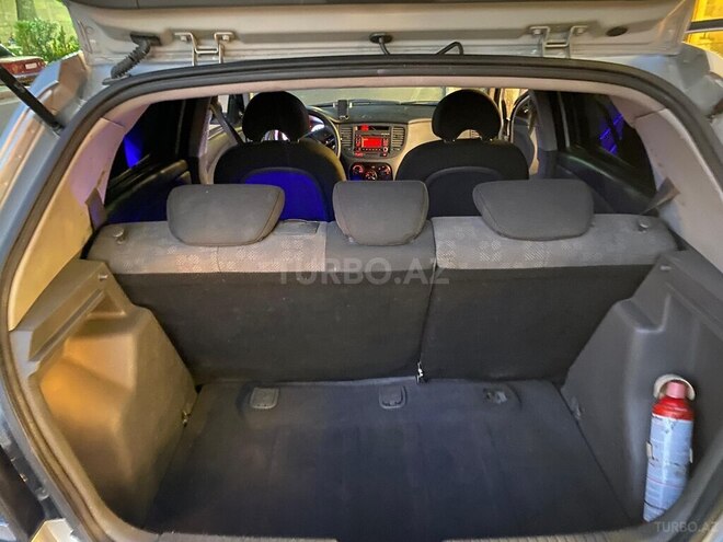 Kia Rio-8