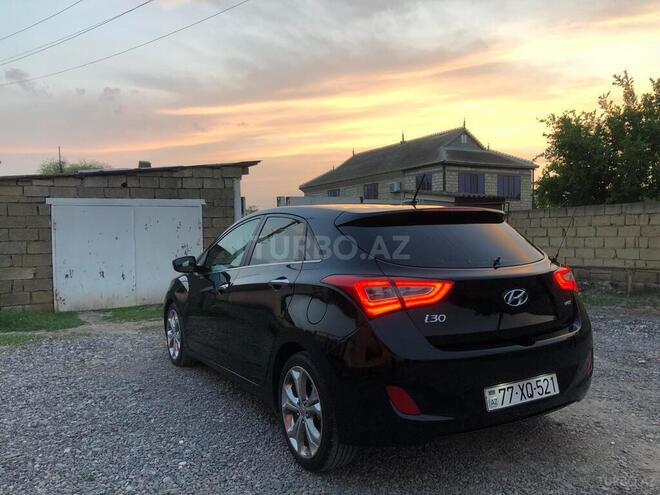 Hyundai i30-19