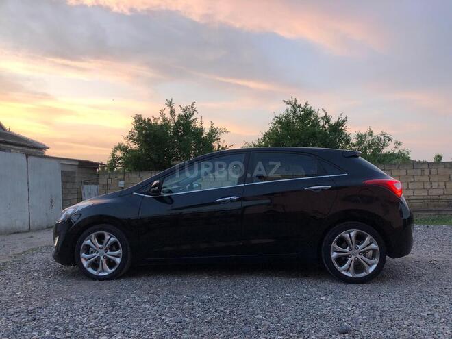 Hyundai i30-16