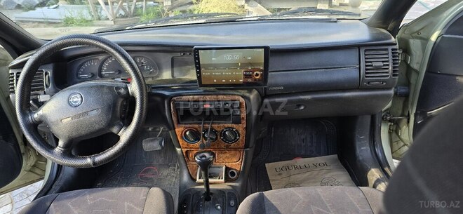 Opel Vectra-5