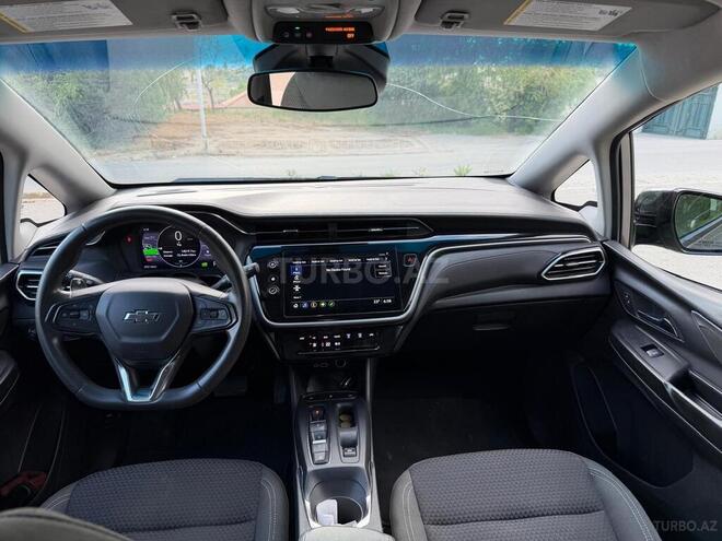 Chevrolet Bolt-7