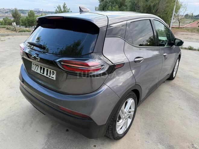 Chevrolet Bolt-5