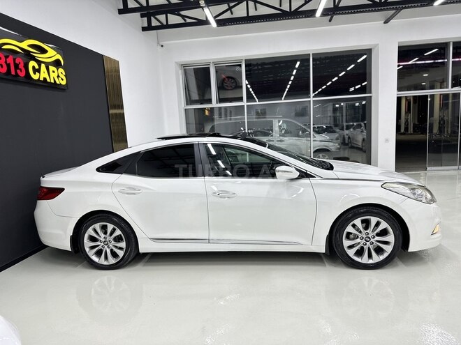 Hyundai Azera-6