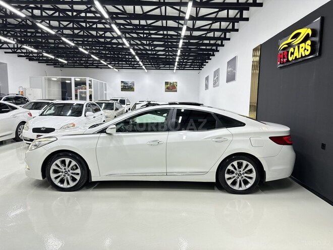 Hyundai Azera-7