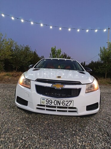 Chevrolet Cruze-1