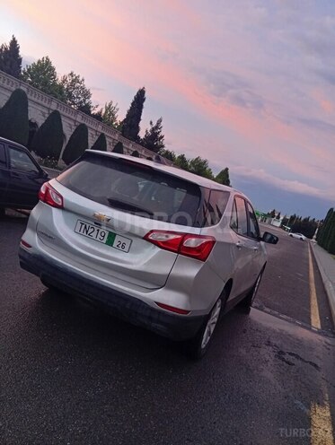 Chevrolet Equinox-5