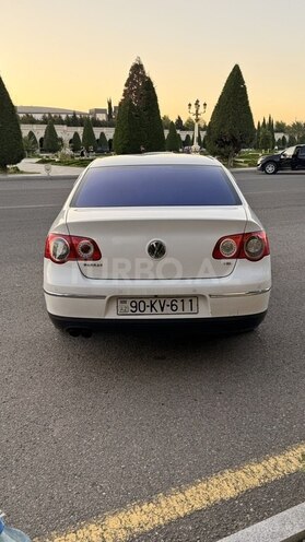 Volkswagen Passat-2