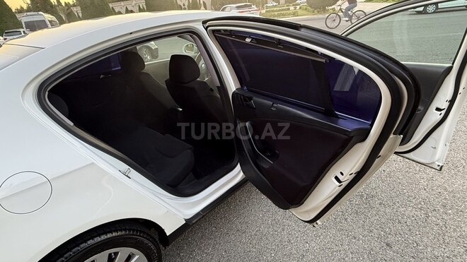 Volkswagen Passat-9