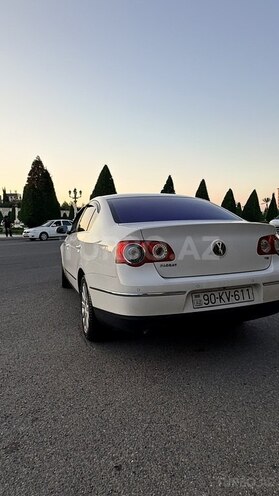 Volkswagen Passat-11