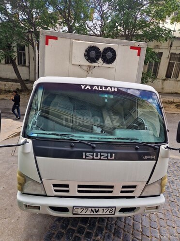 Isuzu NPR 66 P-1